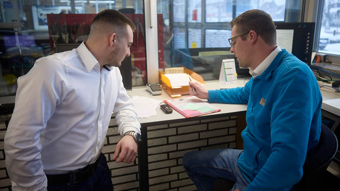 Mitarbeiter bei einer Besprechung